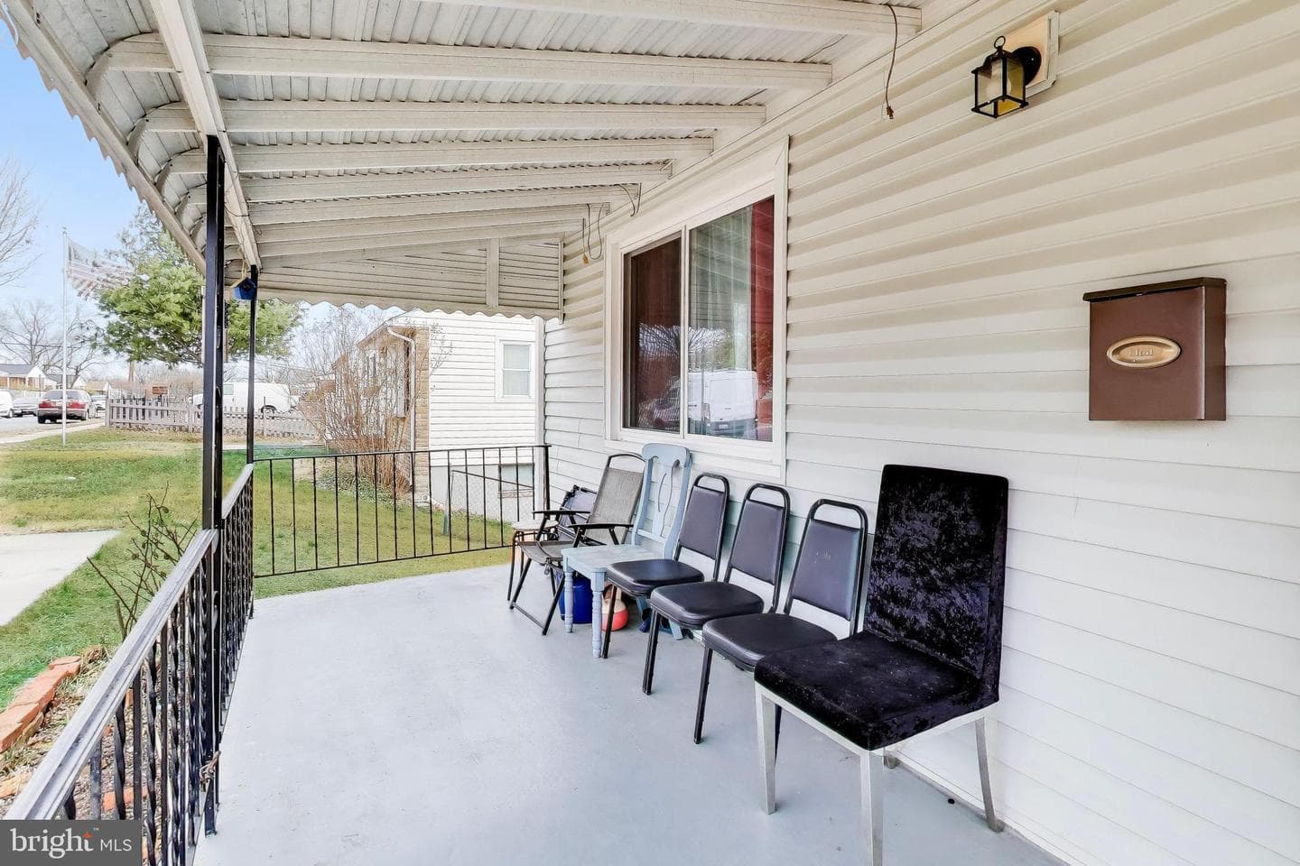 1028 Ward Street photo 5