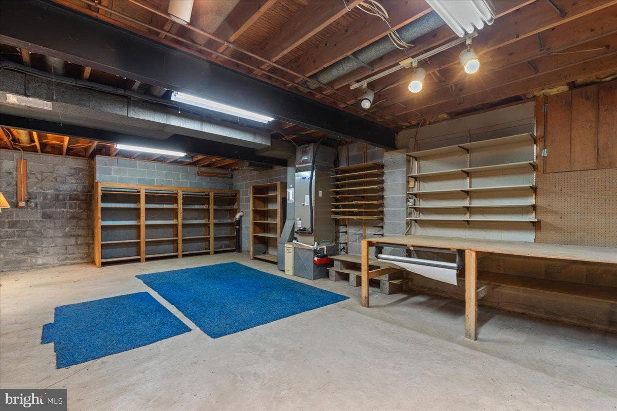 727 Gleneagles Drive photo 38