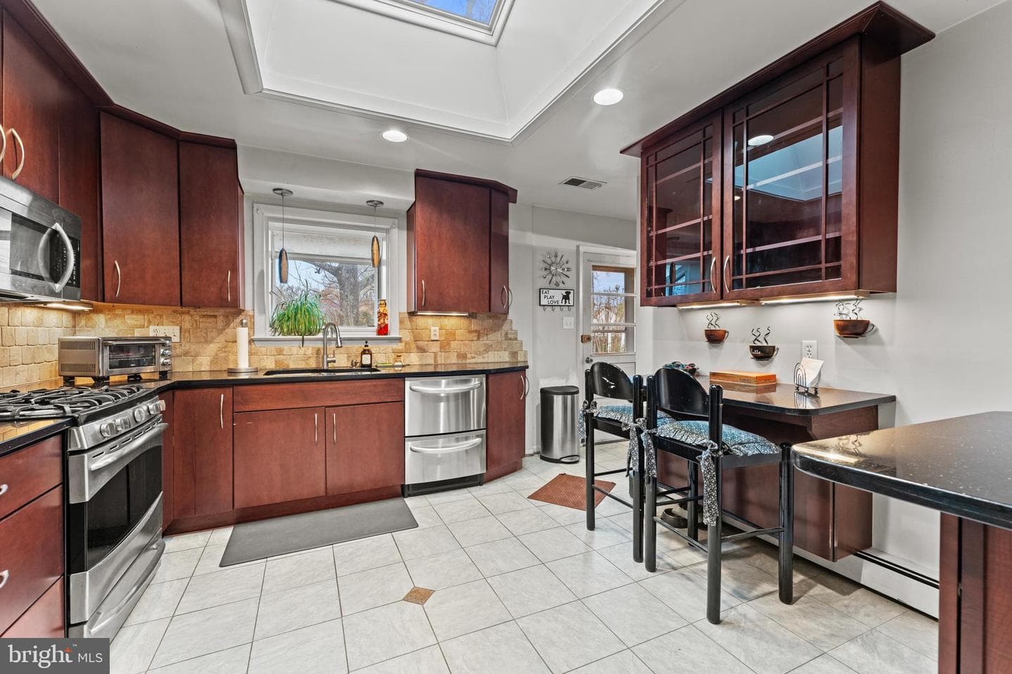 6805 Pamela Lane photo 11