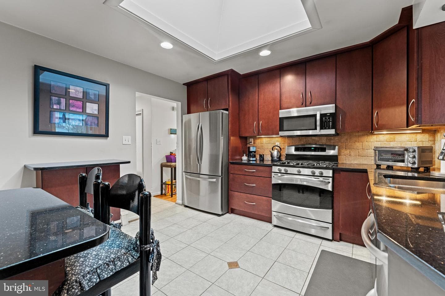 6805 Pamela Lane photo 8
