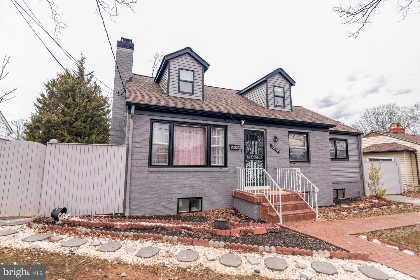 9406 Sheridan Street photo 3