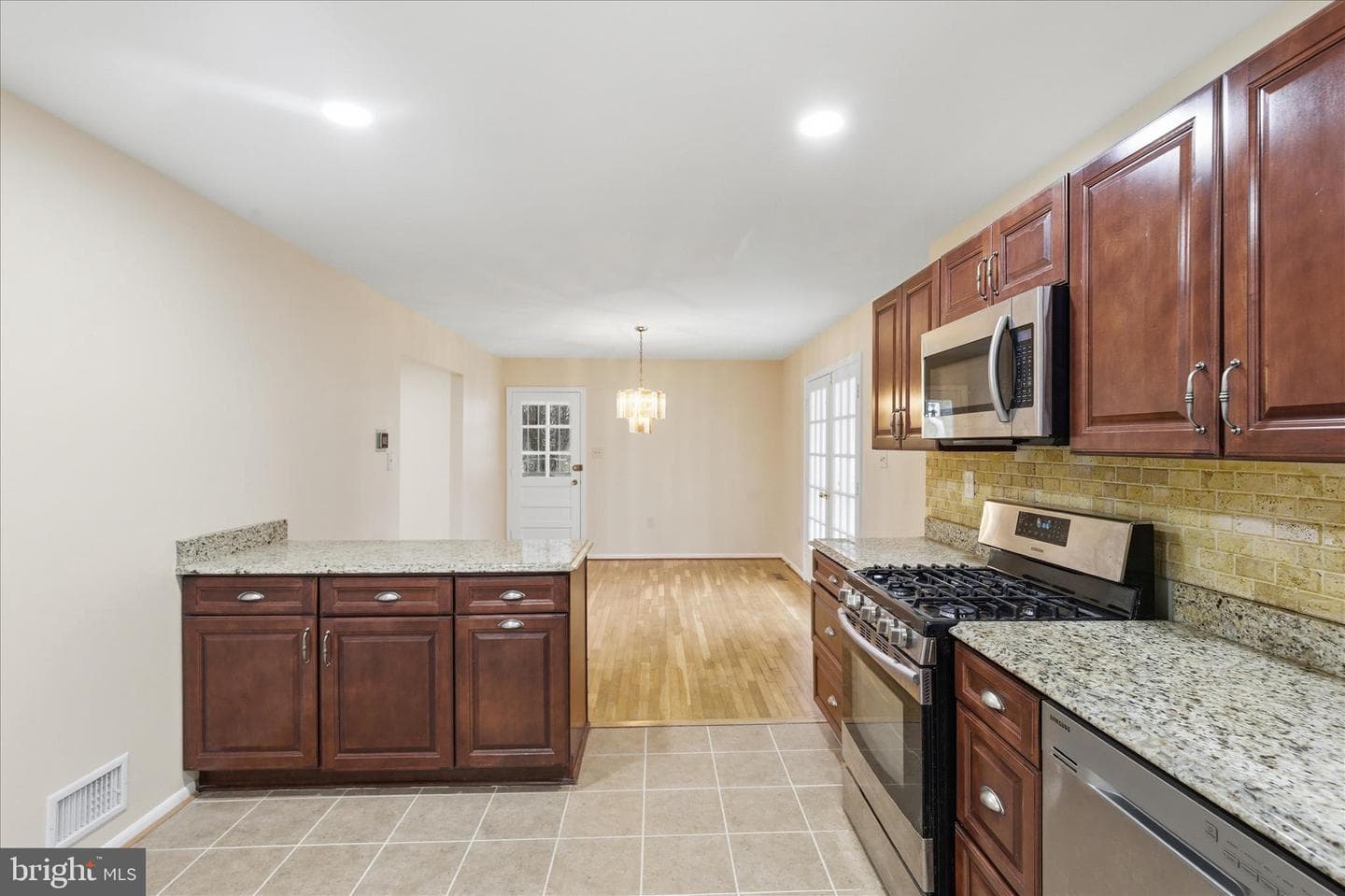 12802 Winona Drive photo 20