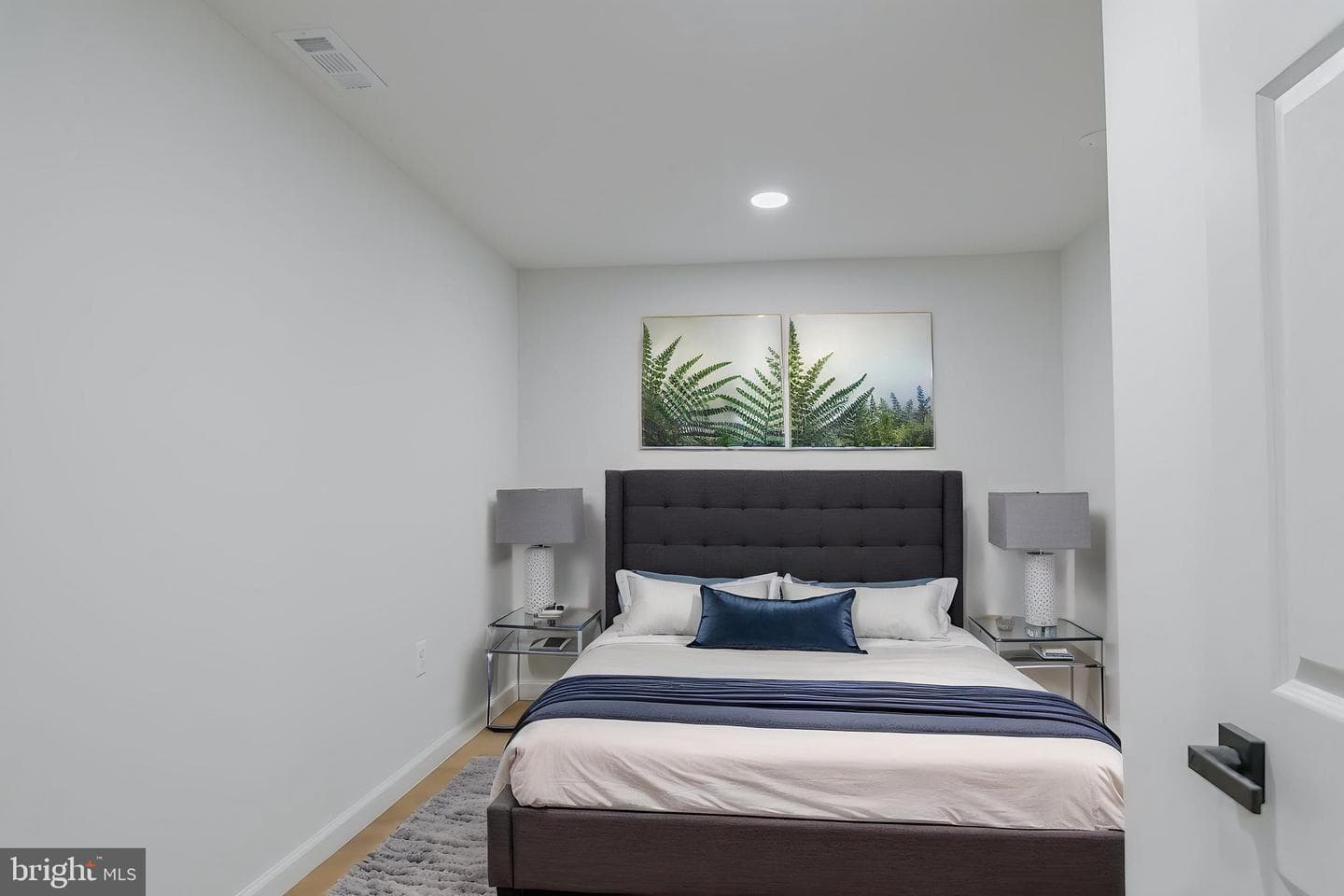 1206 Crisfield Drive photo 30