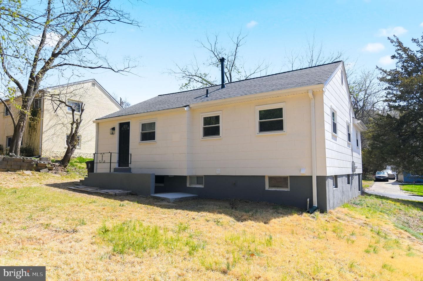 1206 Crisfield Drive photo 32