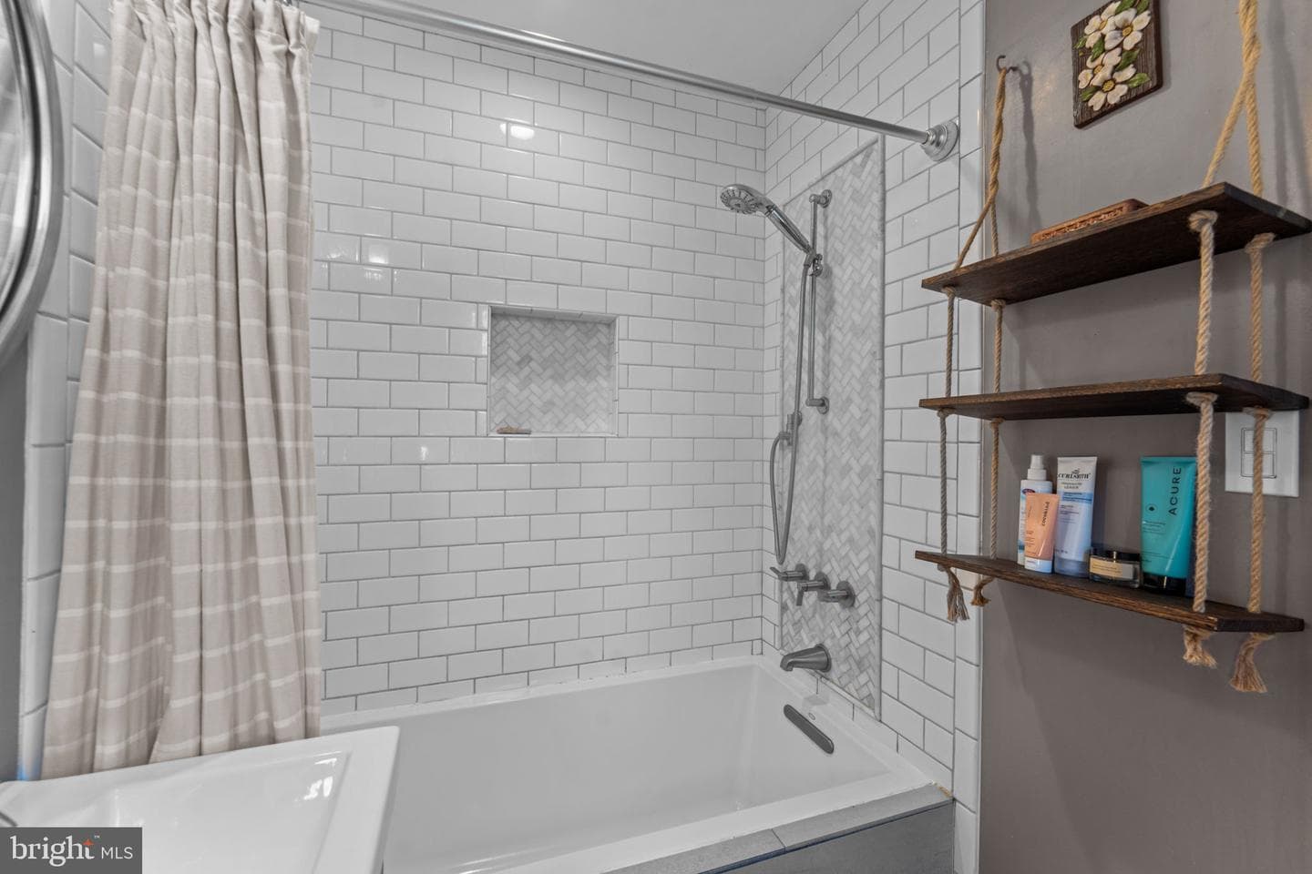 4702 Longfellow Street photo 33