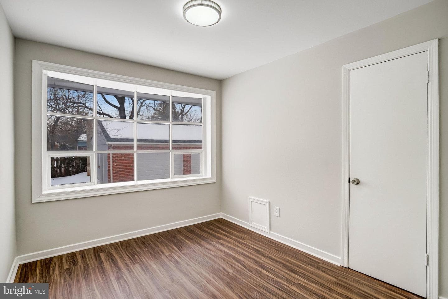 8124 Gavin Street photo 12