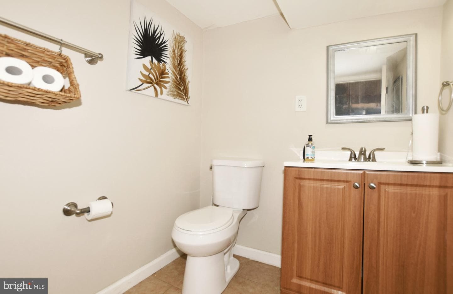 912 Irvington Street photo 26