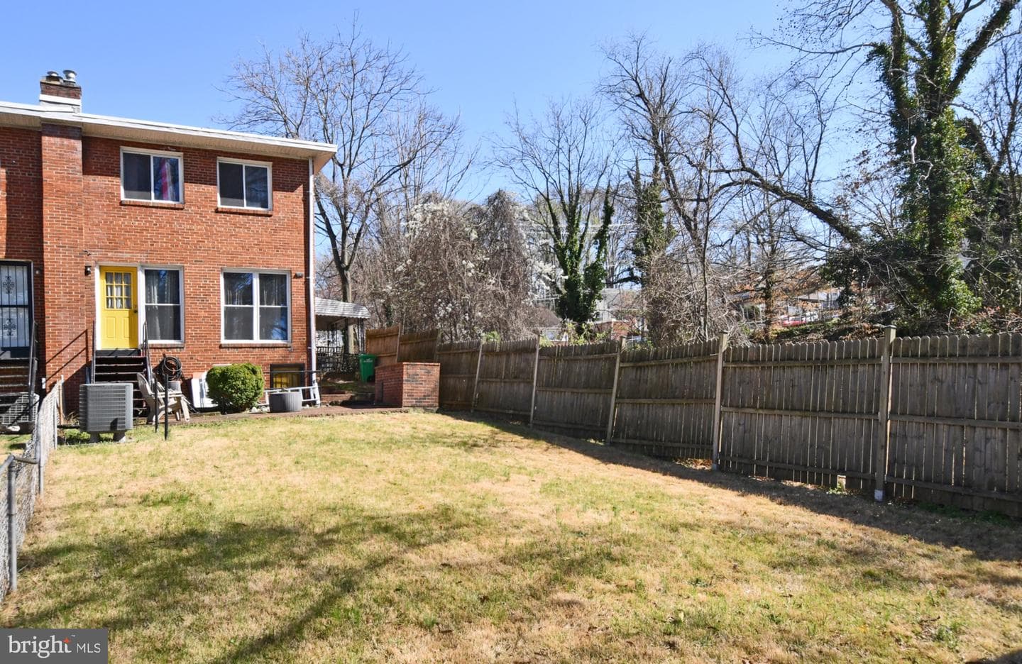 912 Irvington Street photo 29
