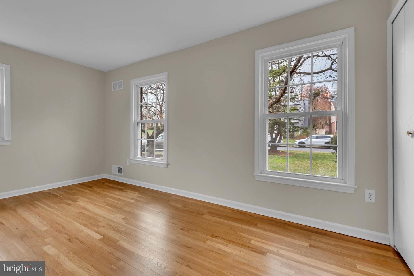 10115 Chickadee Lane photo 25
