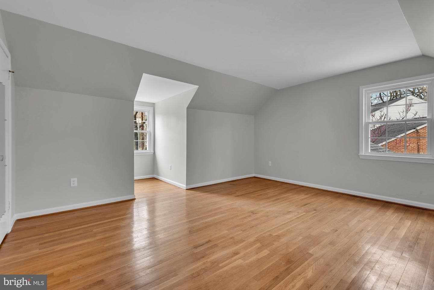 10115 Chickadee Lane photo 32