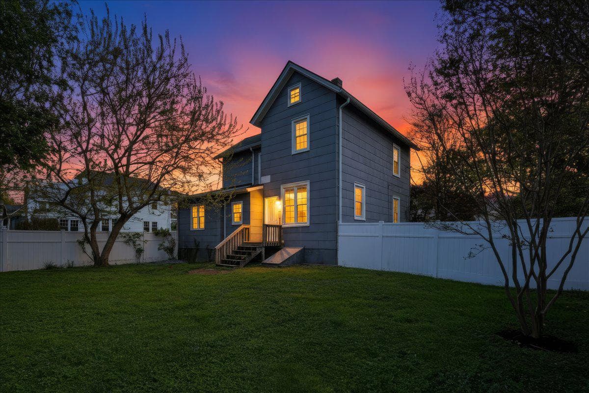 328 Laurel Avenue photo 48