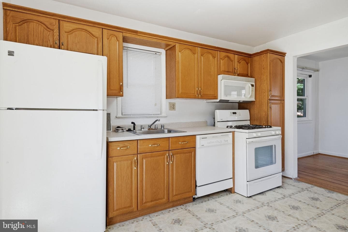 9205 4th Street photo 8