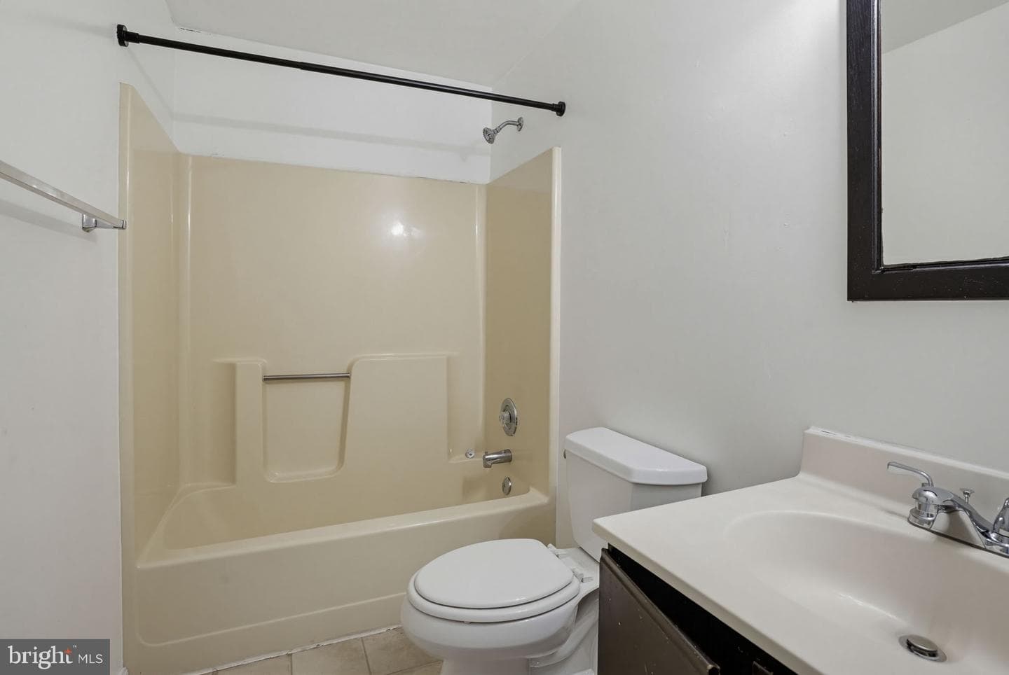 8933 Hobart Street photo 10