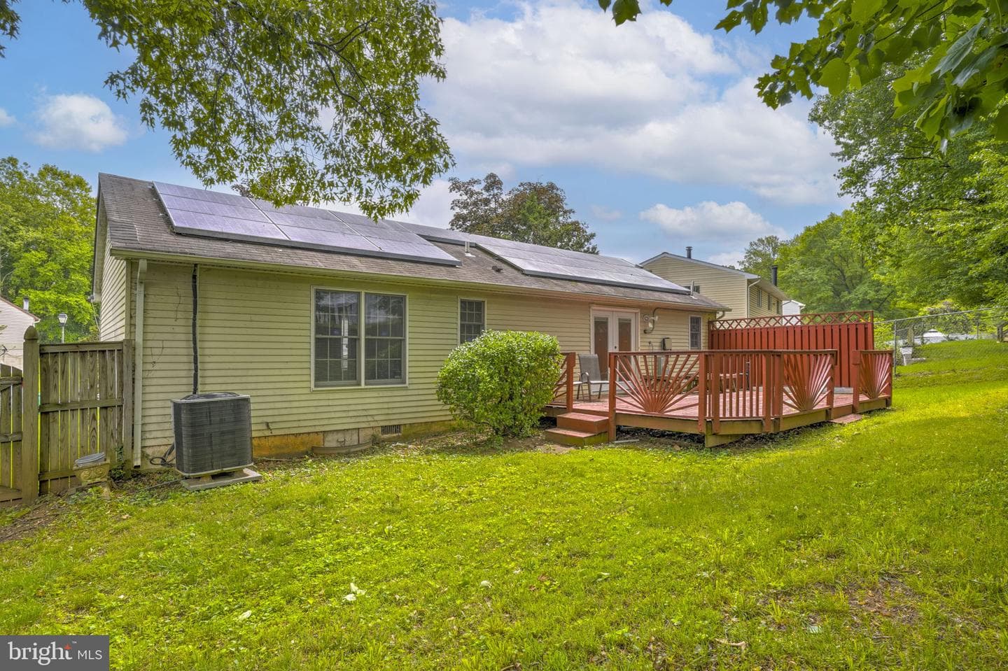 8933 Hobart Street photo 16