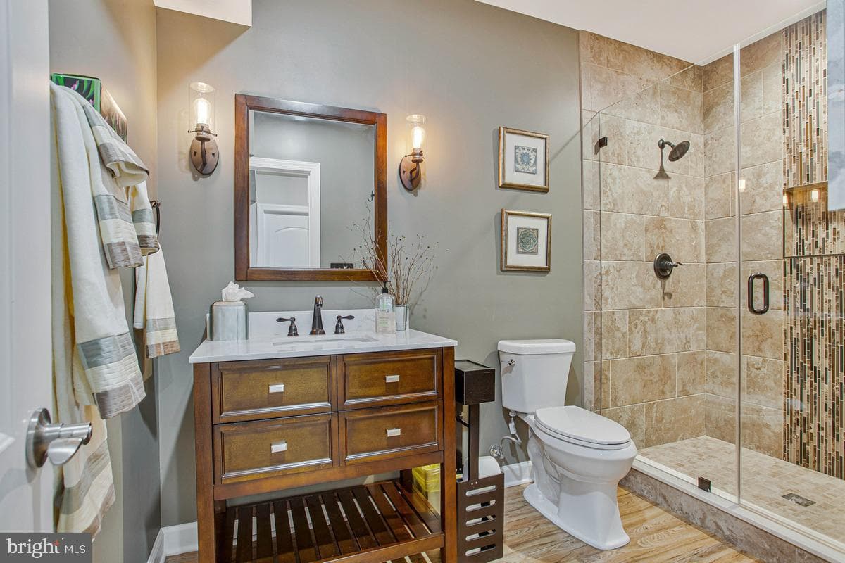 4205 Captain Perry Court photo 62
