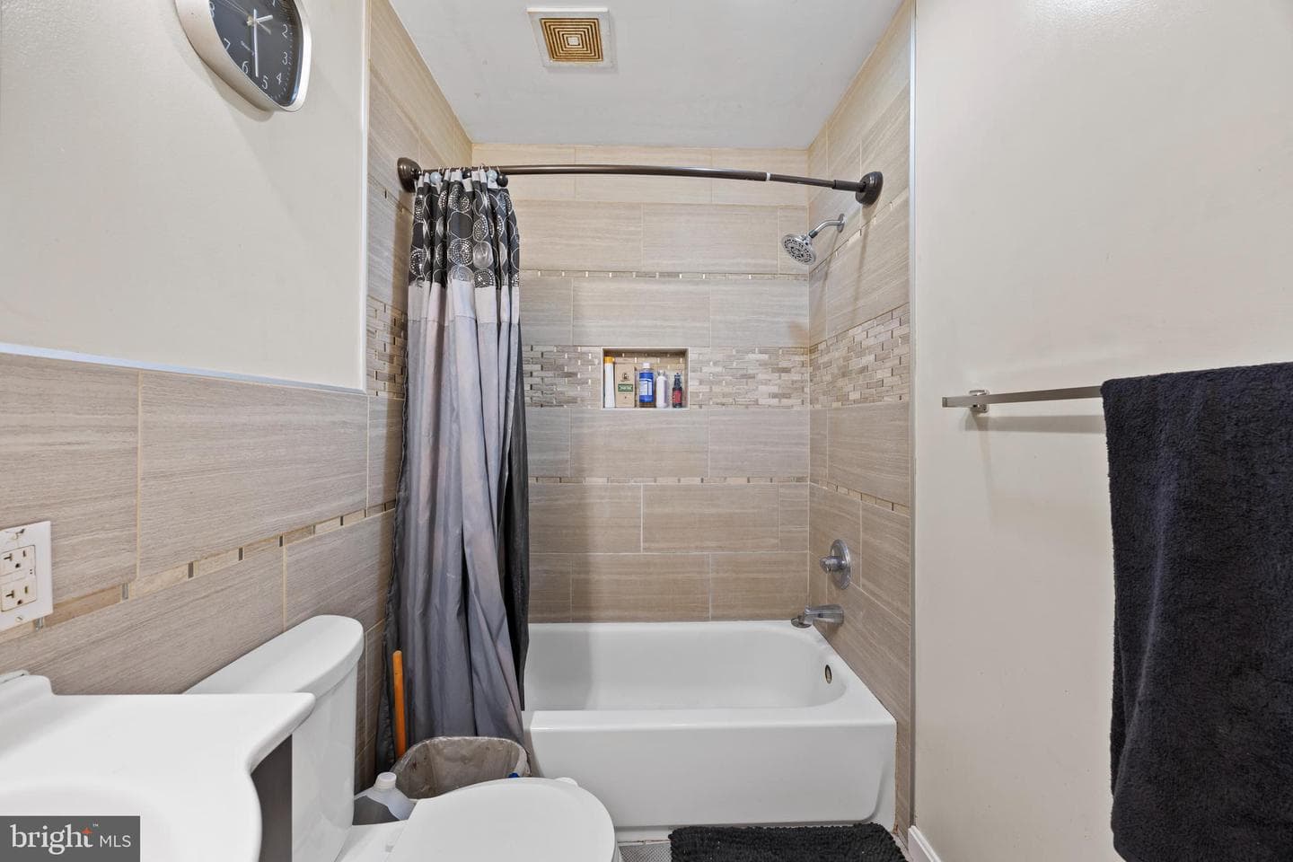 409 70th Street photo 17