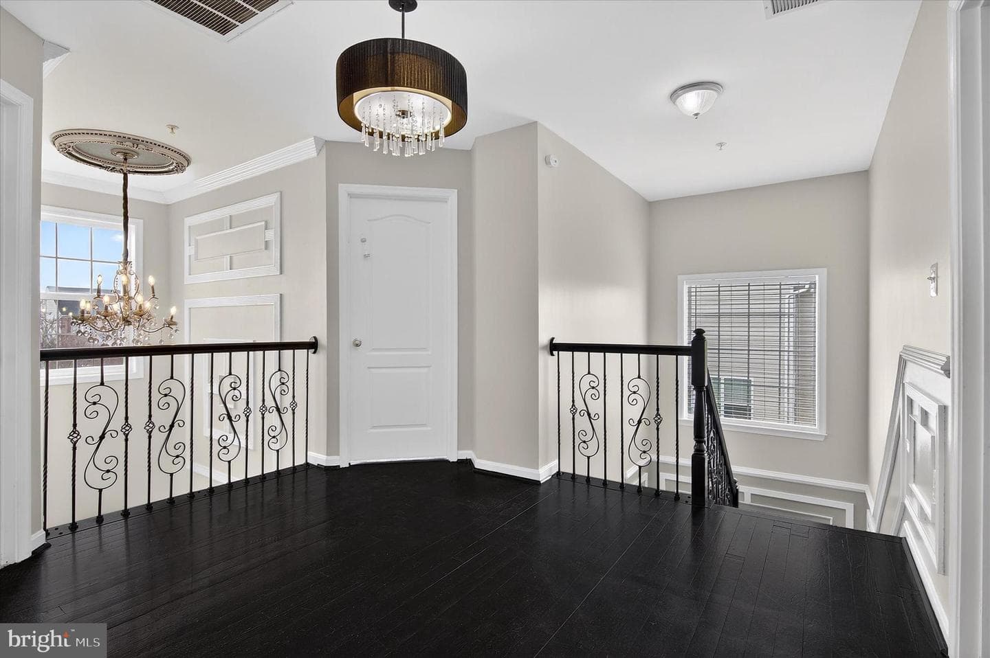 7504 White Plains Lane photo 20