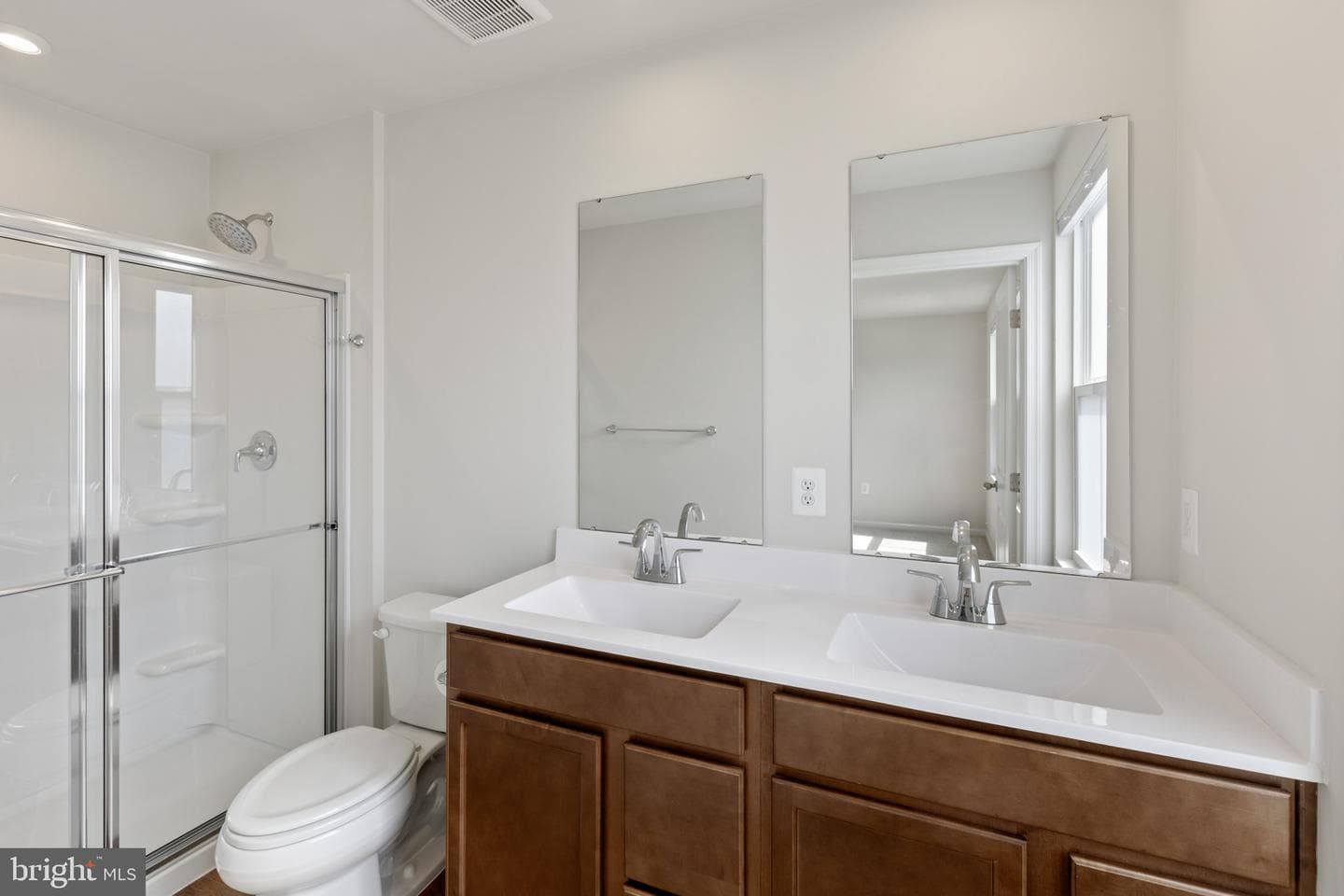 1100 Shumi Court photo 34