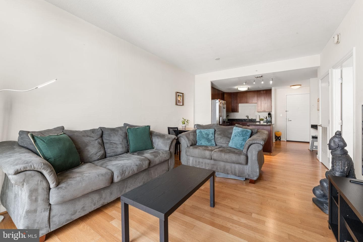 155 Potomac Passage #817 photo 11