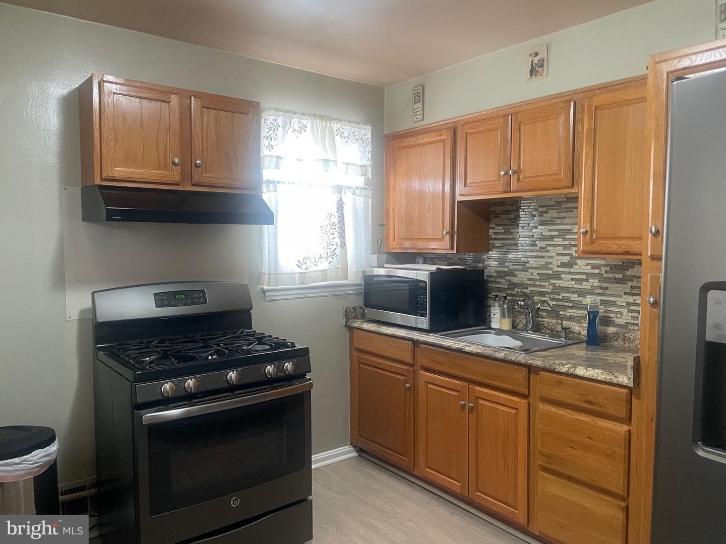 9723 53rd Avenue photo 4