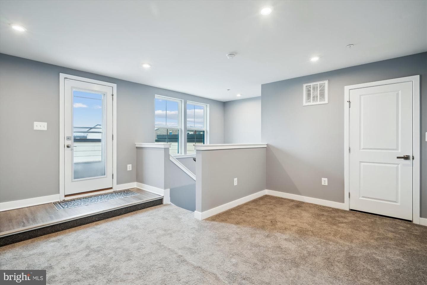 2824 Lewis Avenue photo 25