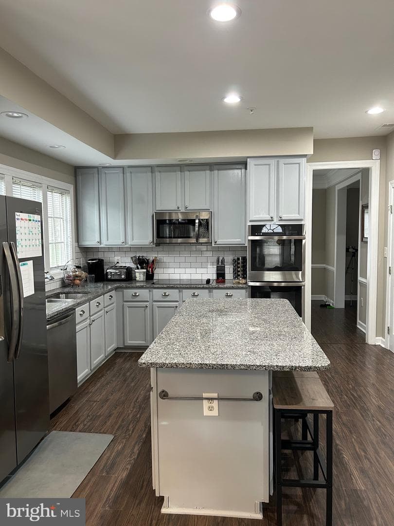 8406 Bates Drive photo 3