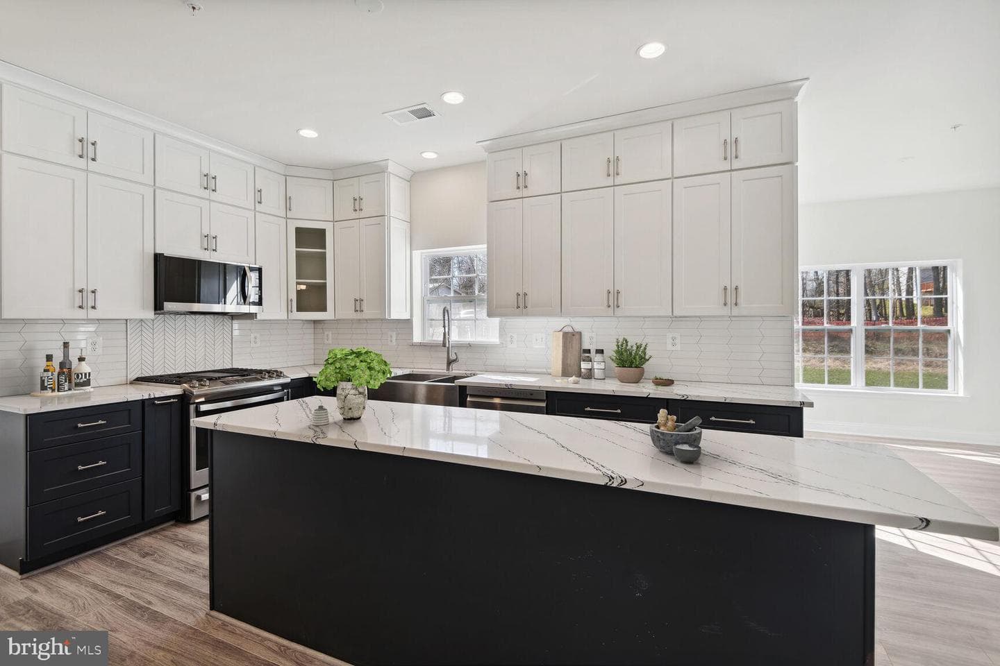10640 Gross Lane photo 6