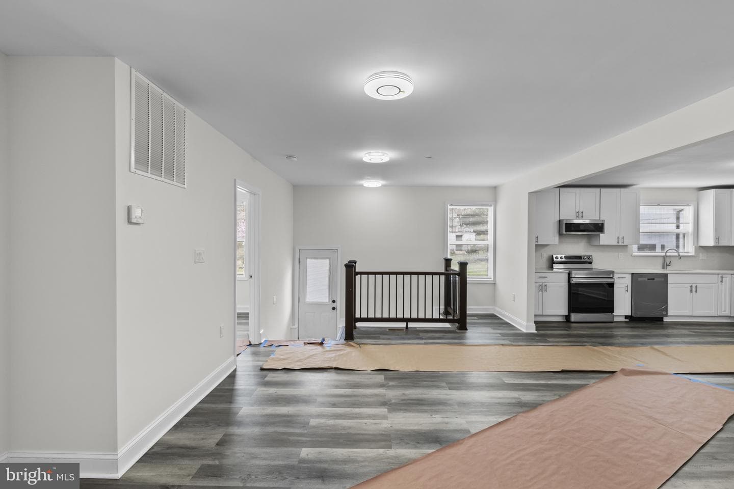 5617 36th Avenue photo 8