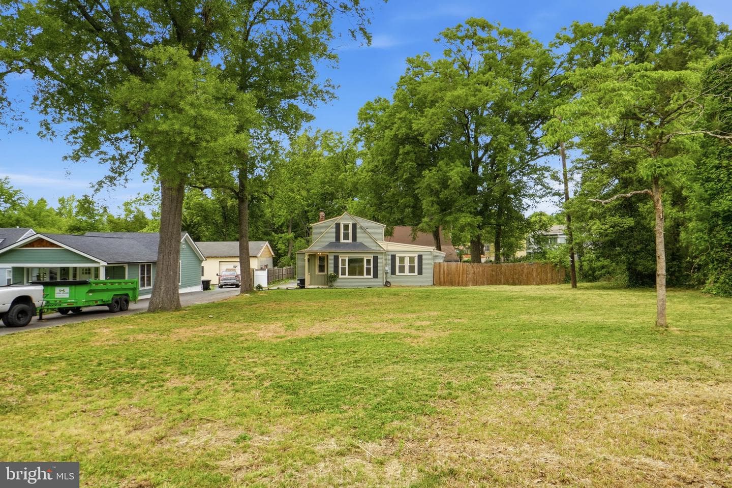 5906 Berwyn Road photo 43