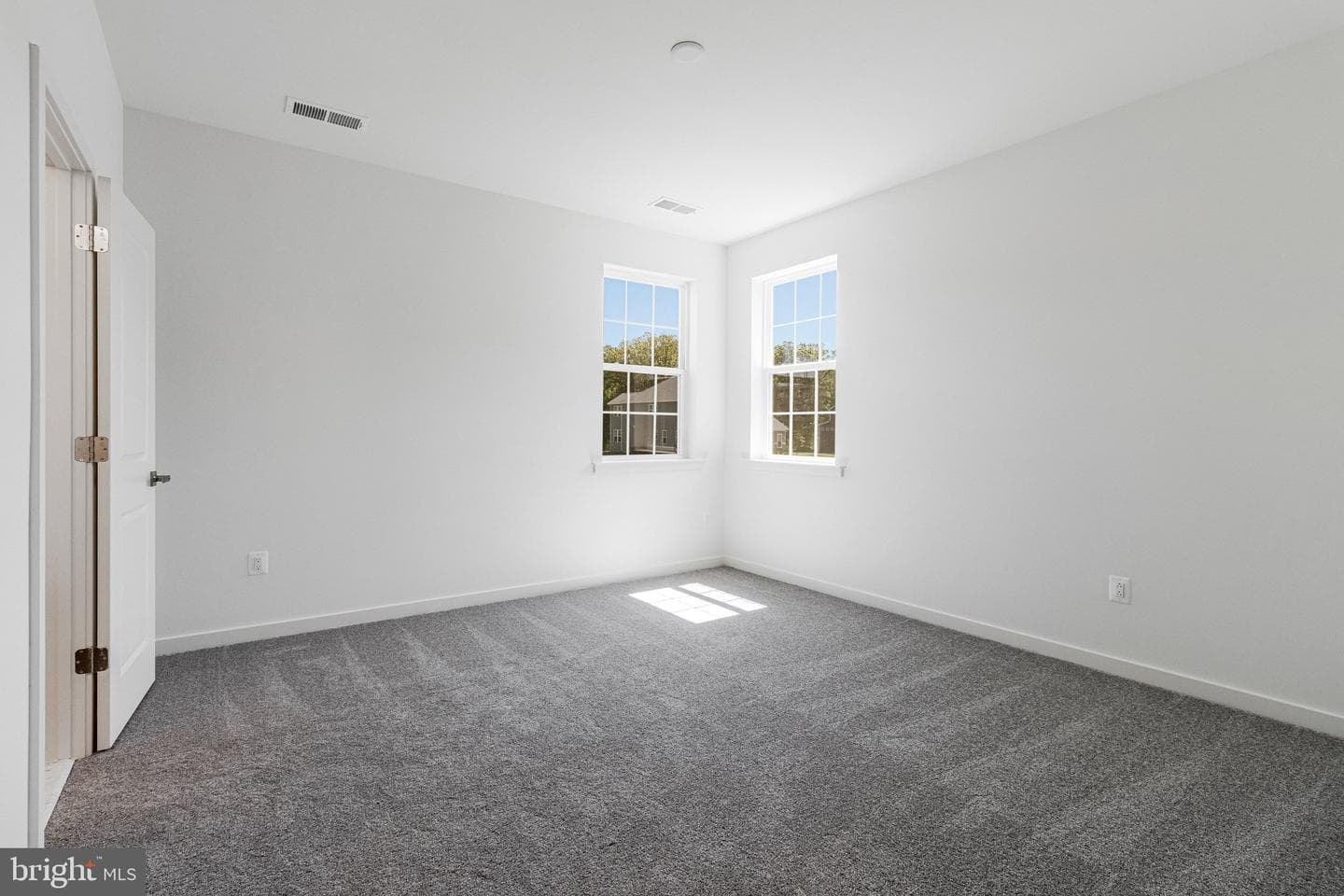 2012 Saint James Road photo 43