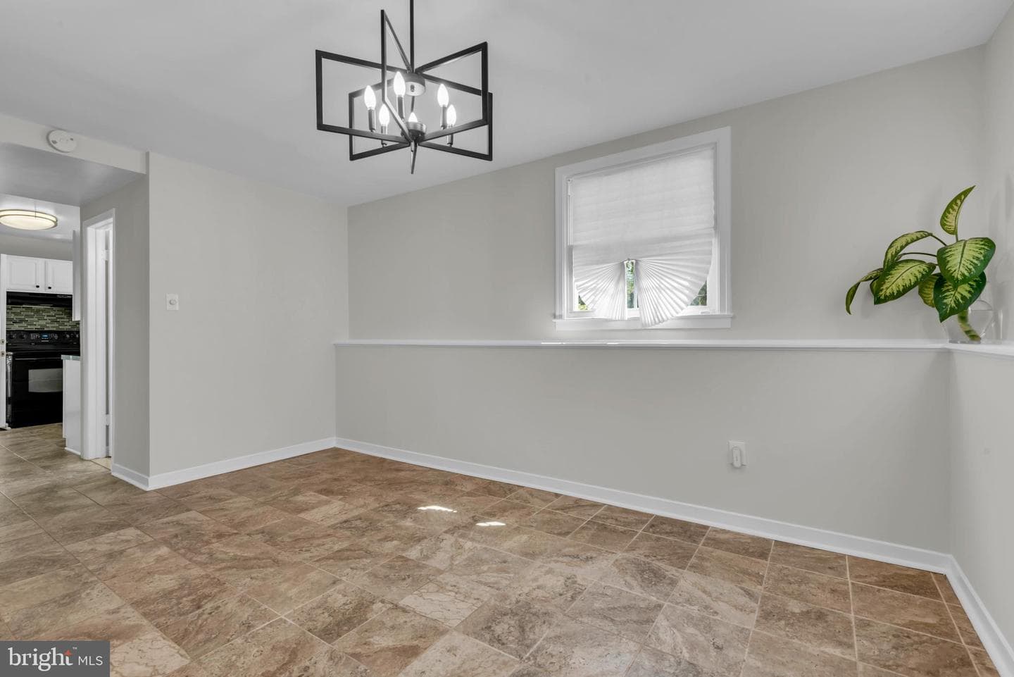 7802 Elroy Place photo 14