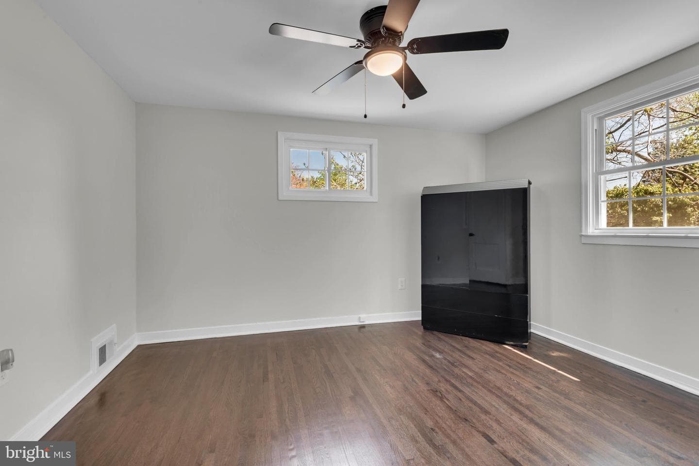 7802 Elroy Place photo 29