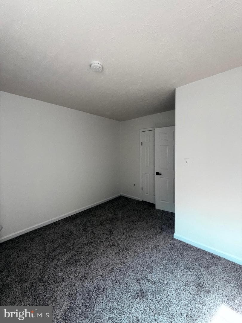 8915 Grandhaven Avenue photo 36