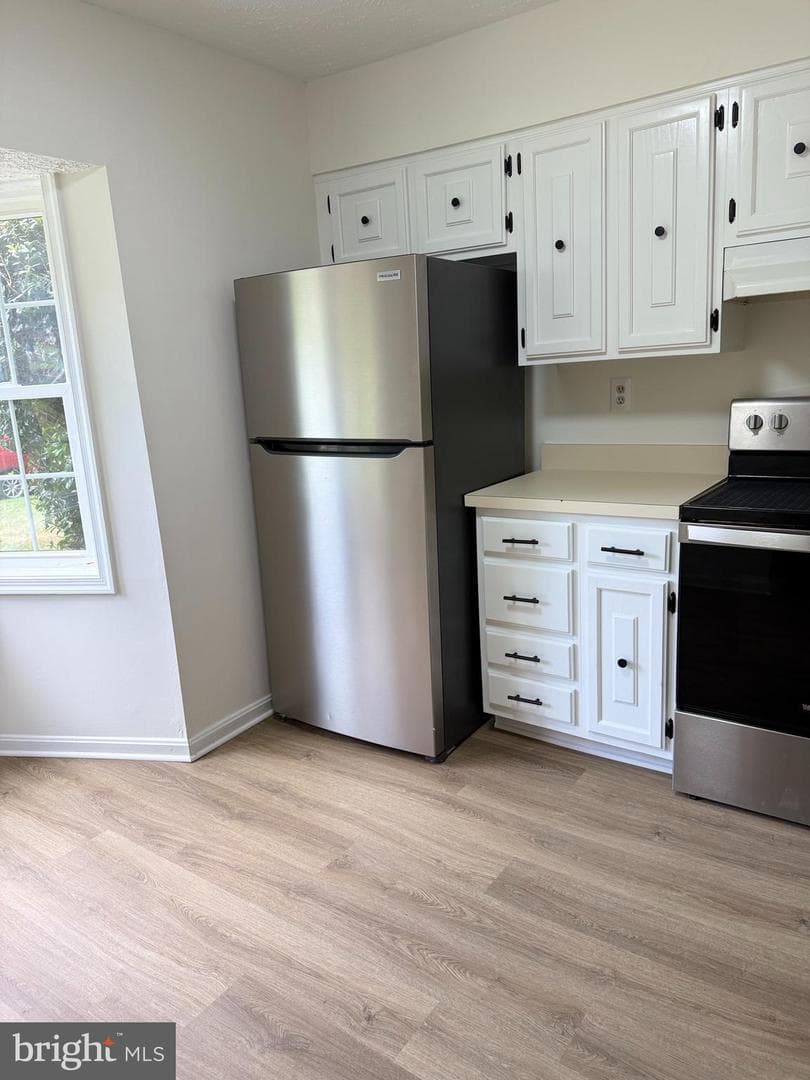 8915 Grandhaven Avenue photo 4