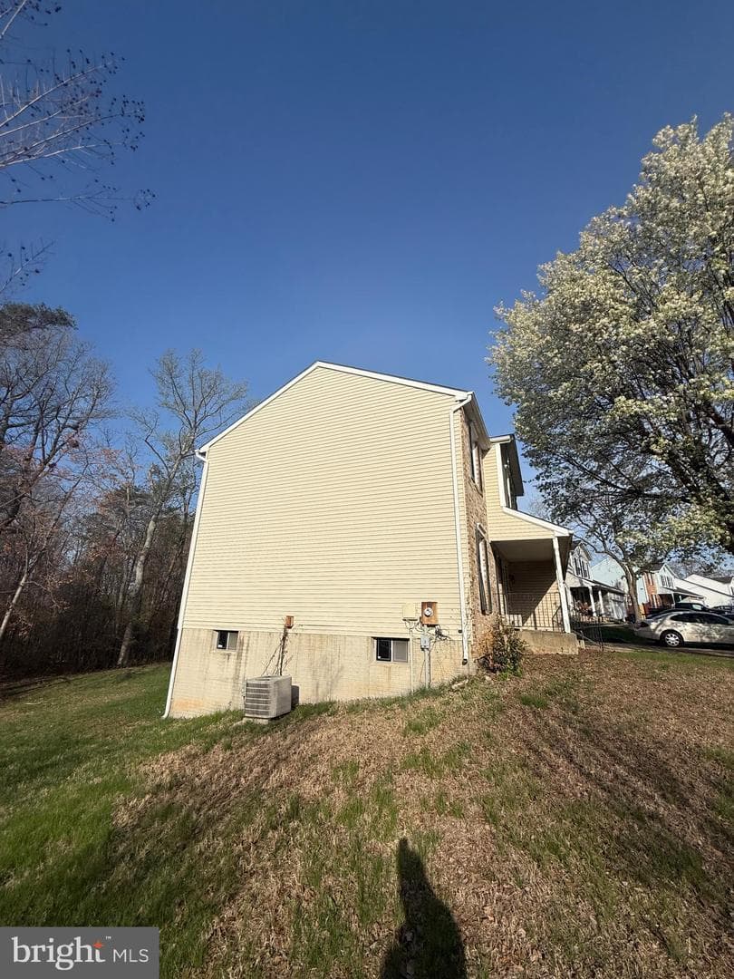 1105 Beatrice Court photo 4