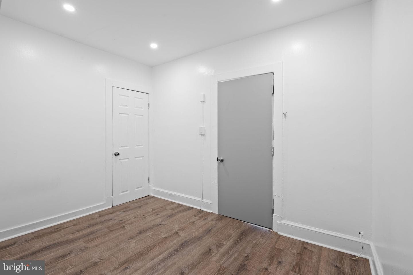 4004 Lawrence Street photo 11