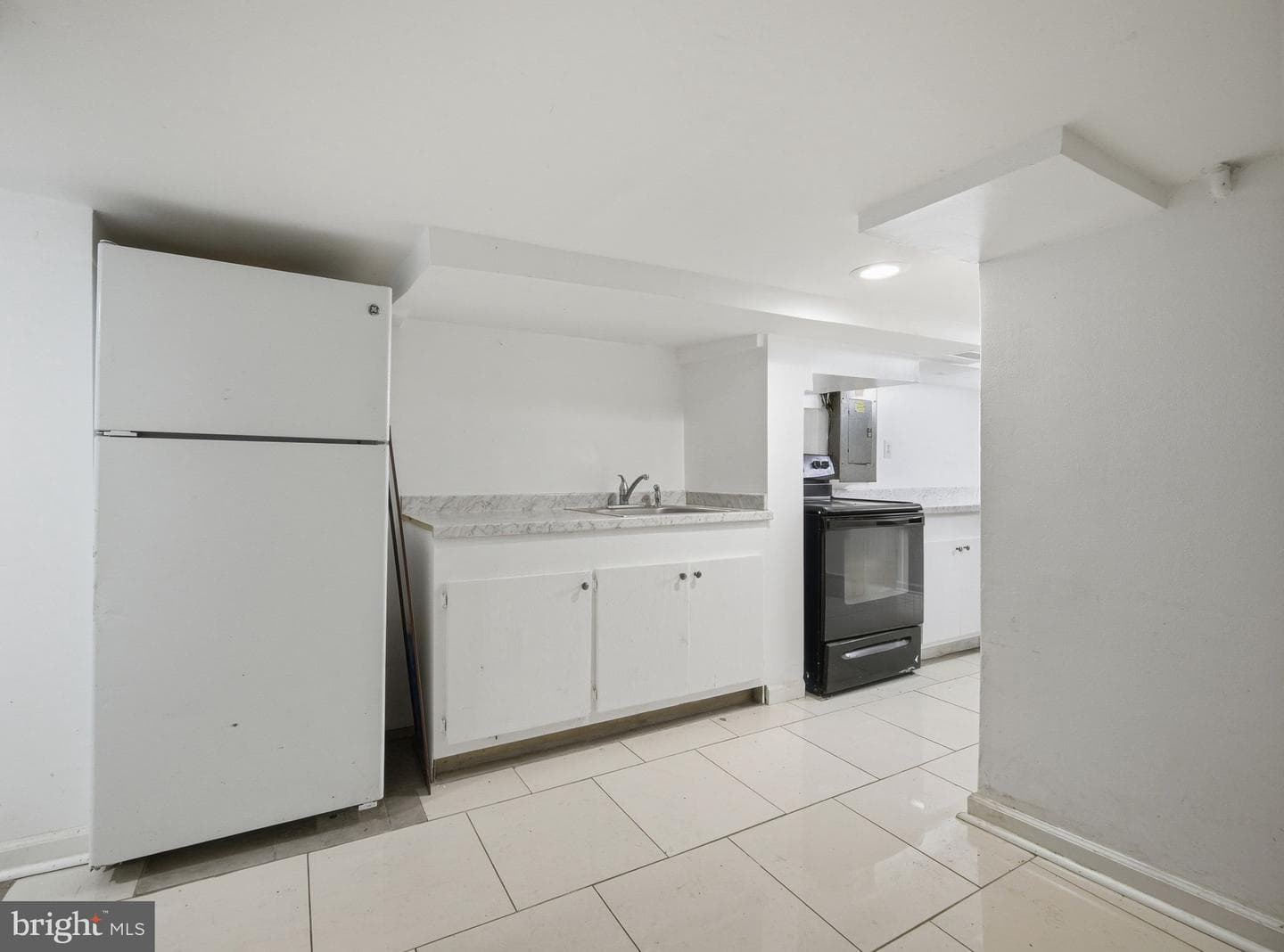 4004 Lawrence Street photo 17