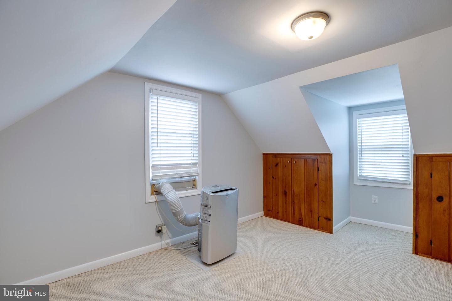 8104 Prince Georges Drive photo 28