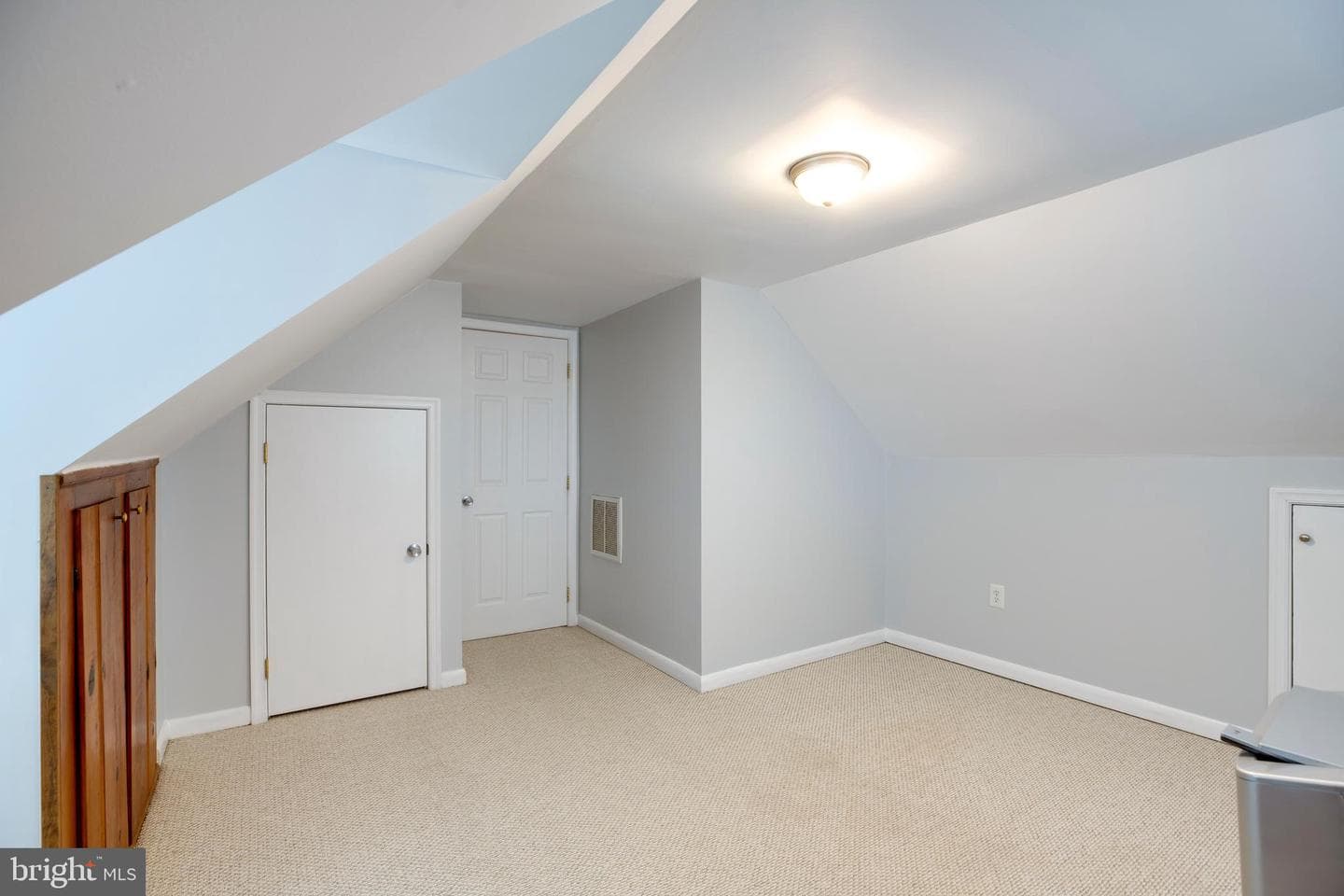 8104 Prince Georges Drive photo 29