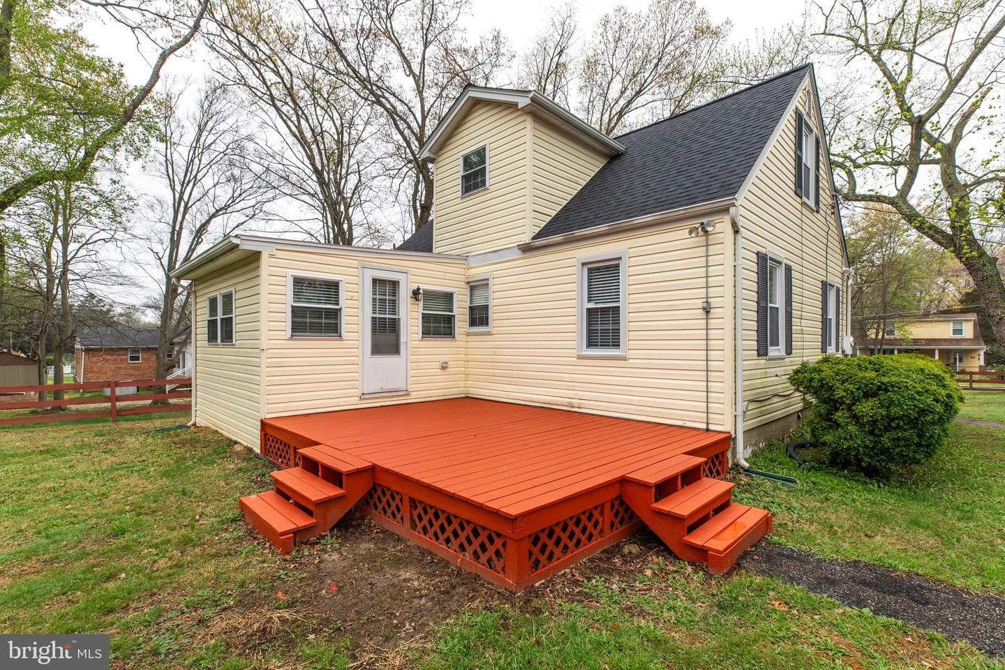 8104 Prince Georges Drive photo 30