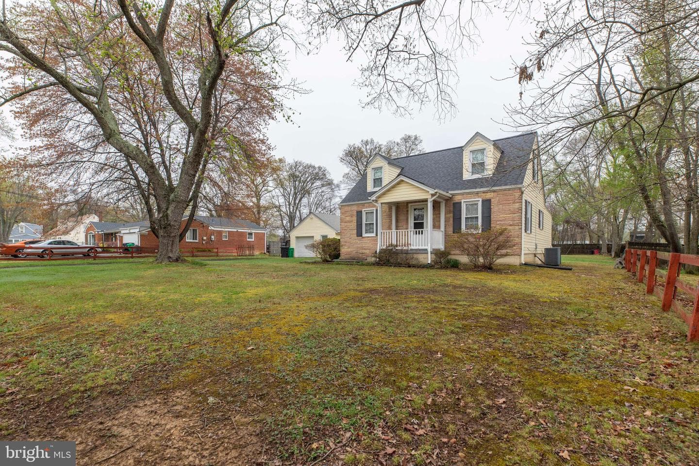 8104 Prince Georges Drive photo 31