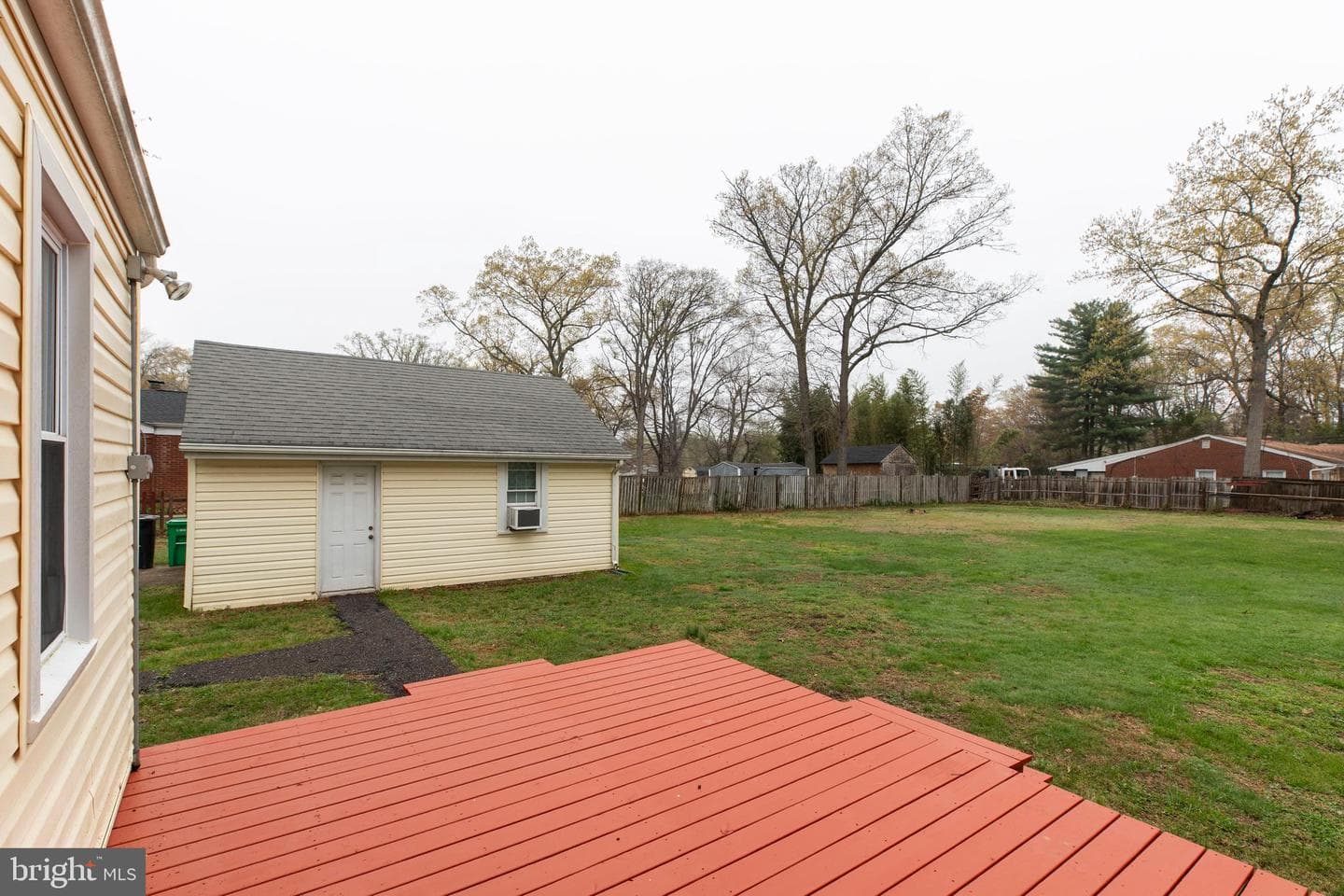 8104 Prince Georges Drive photo 32