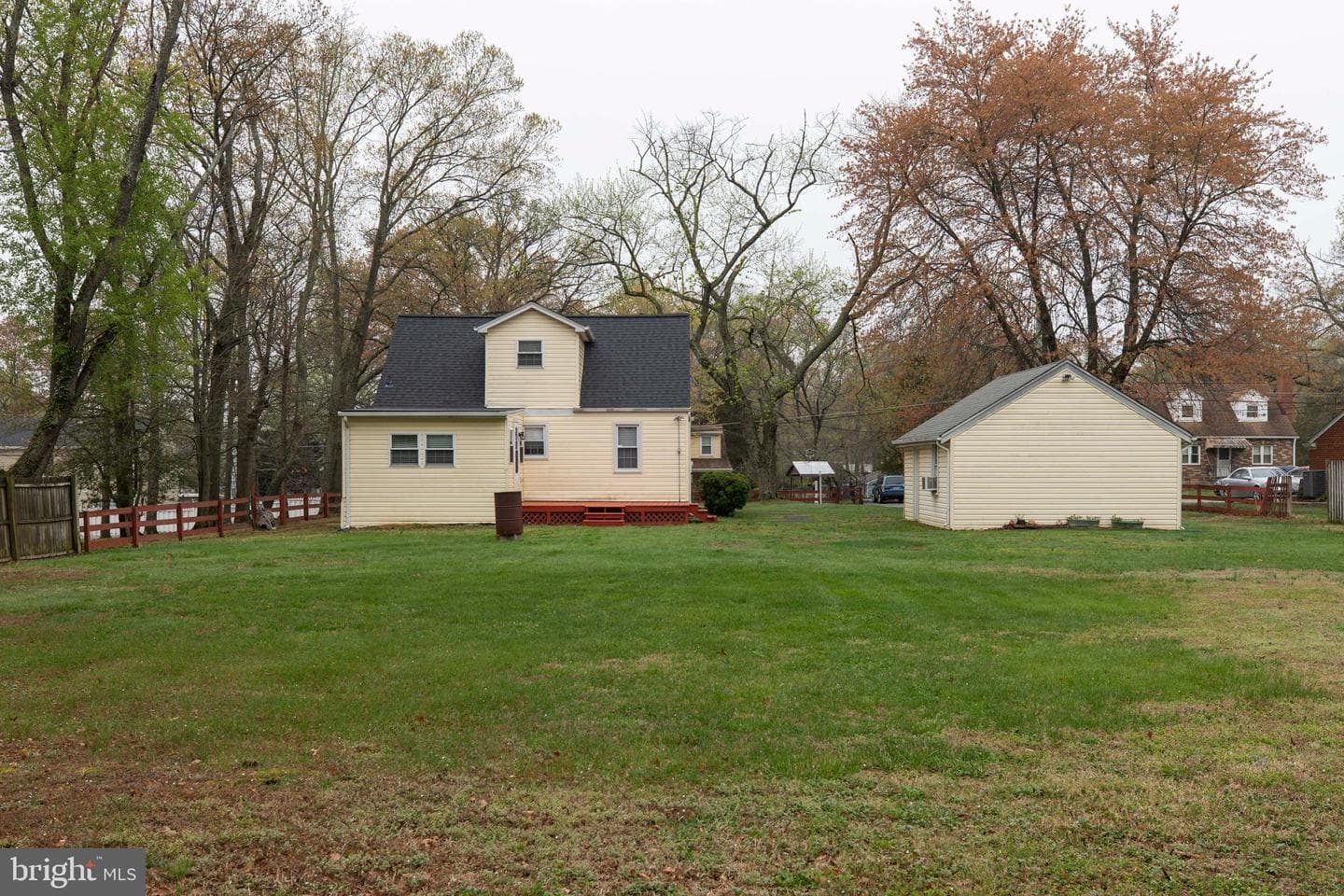 8104 Prince Georges Drive photo 37