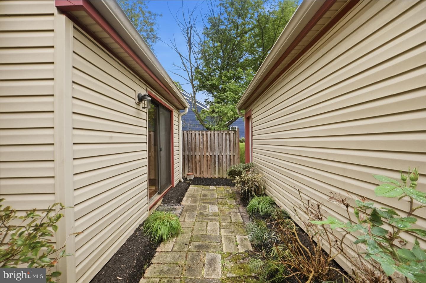 15591 Peach Walker Drive photo 34