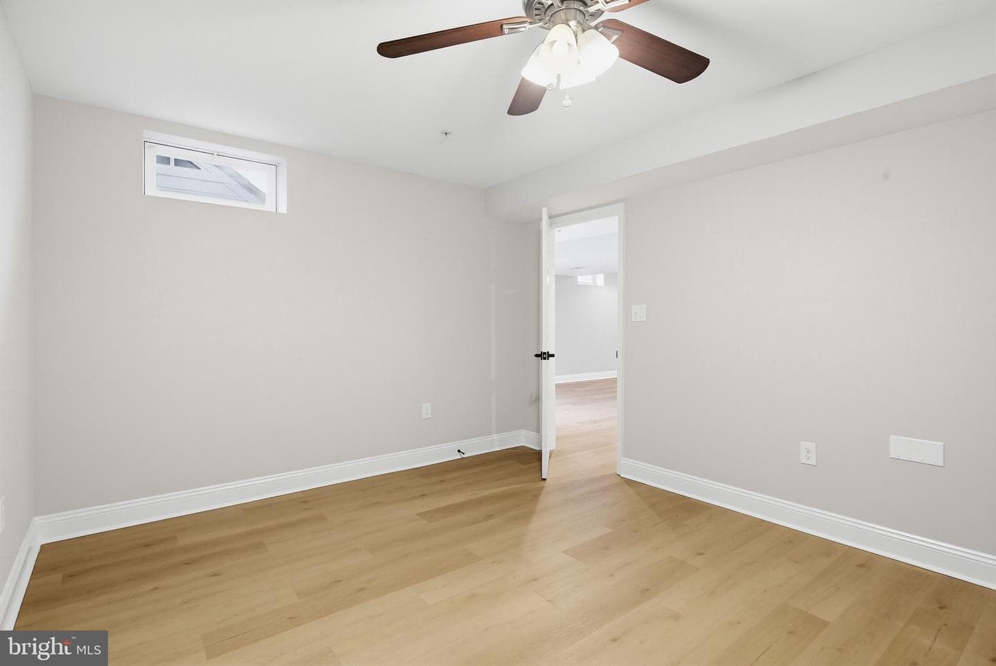 14603 Farnham Lane photo 46