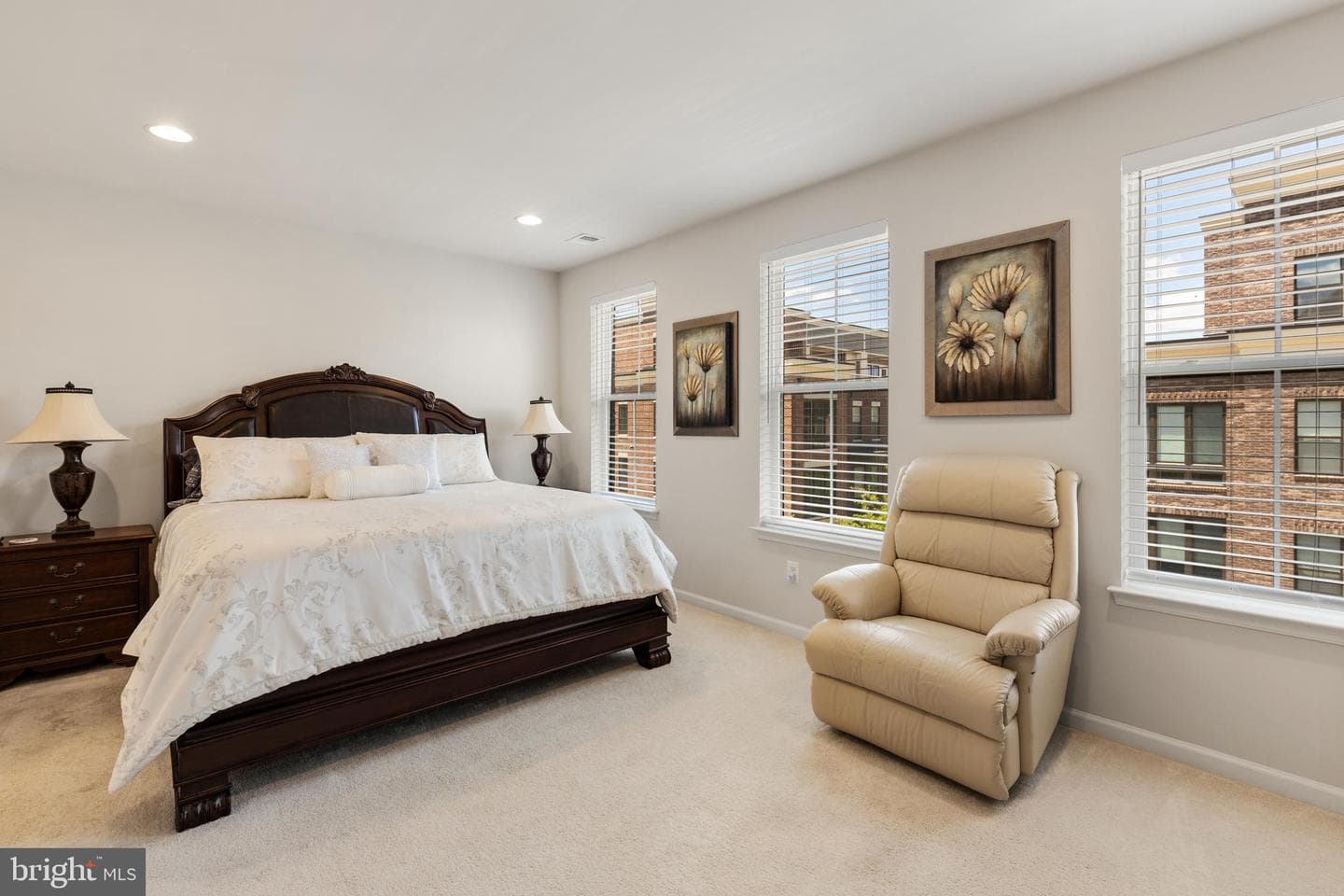 510 Harborview Drive photo 18