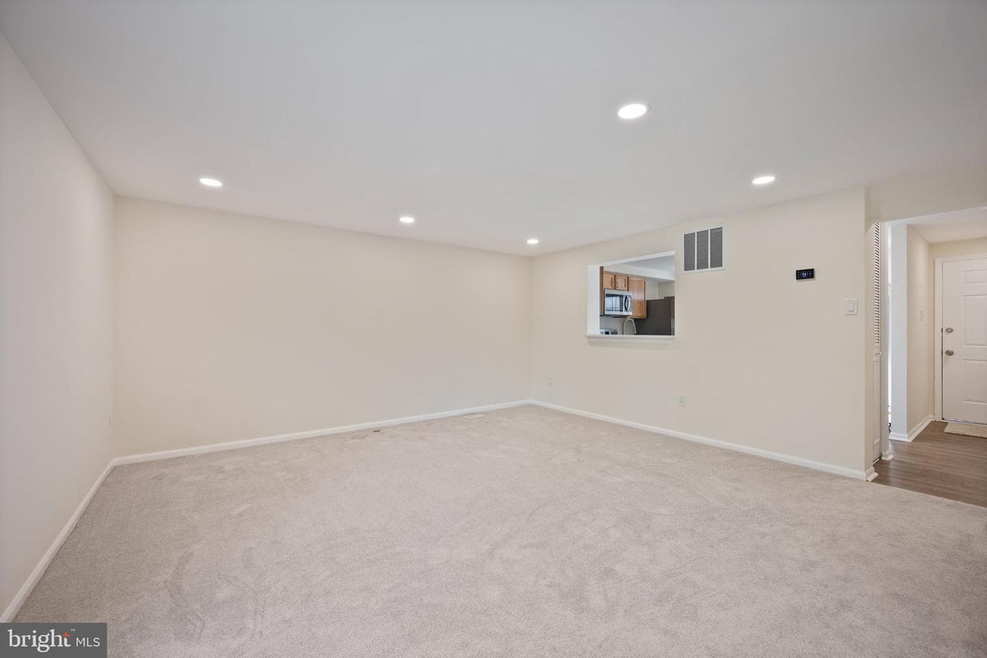 2836 Nomad Court W photo 10