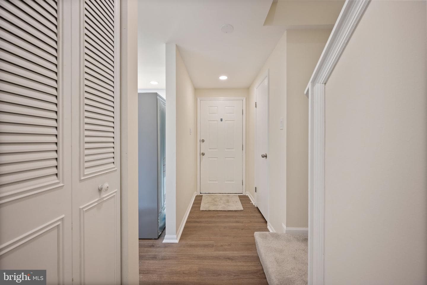 2836 Nomad Court W photo 11