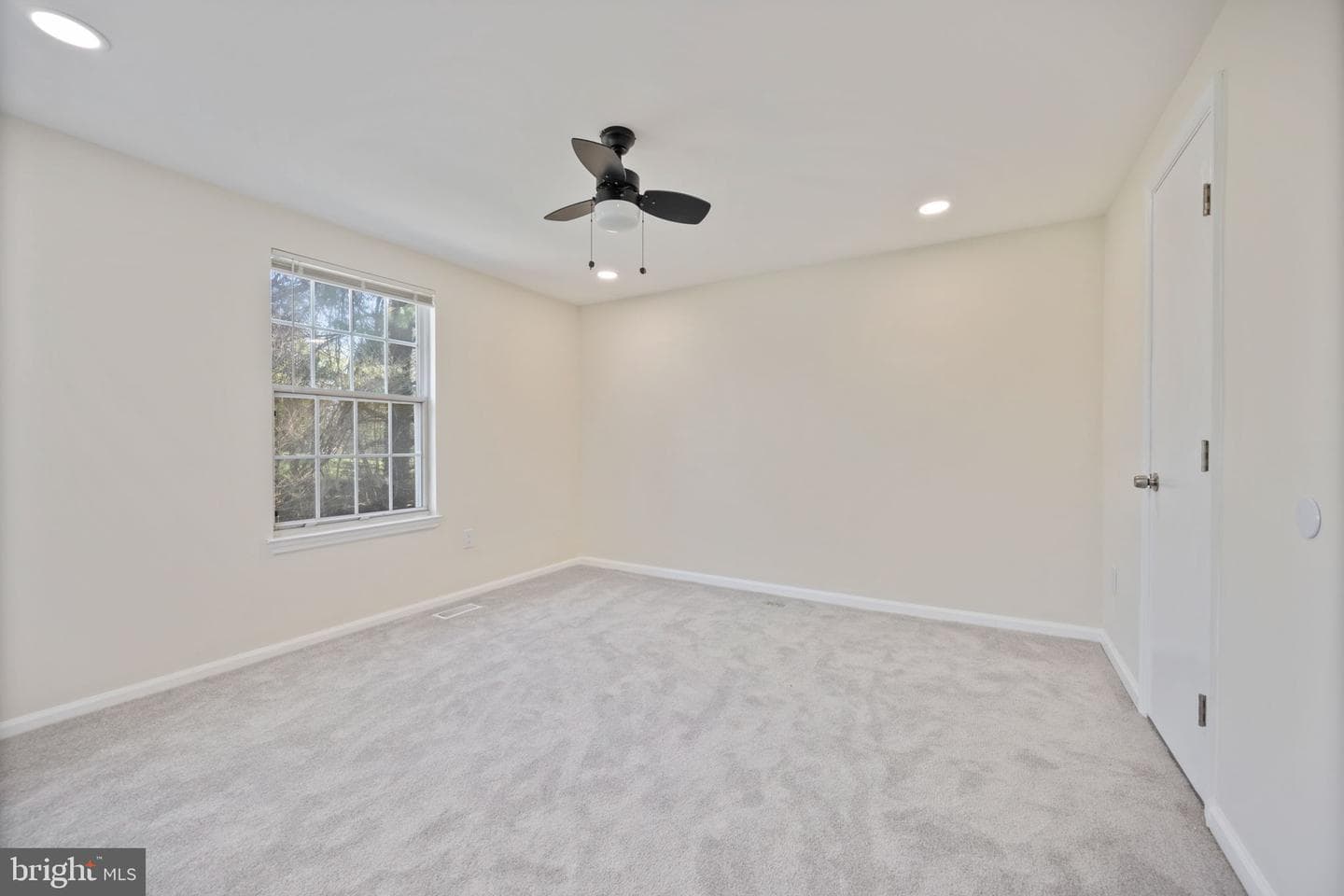 2836 Nomad Court W photo 13