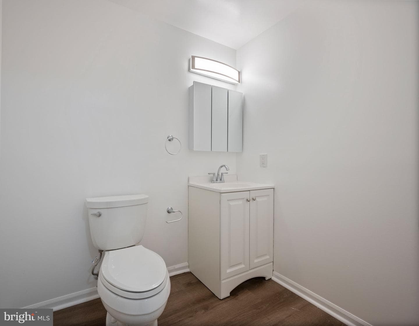 2836 Nomad Court W photo 27